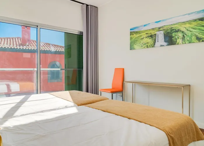 Nogueira V With Private Pool By Madeira Apartment
