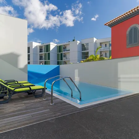 Nogueira V With Private Pool By Madeira *