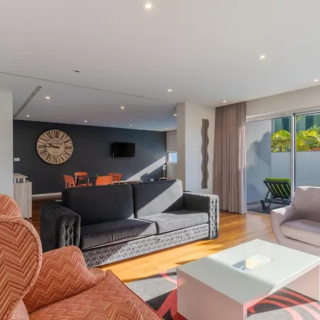 Nogueira V With Private Pool By Madeira