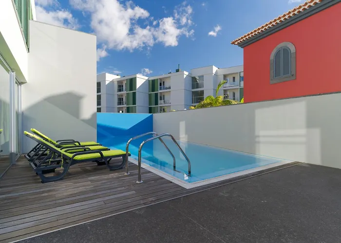 Nogueira V With Private Pool By Madeira *