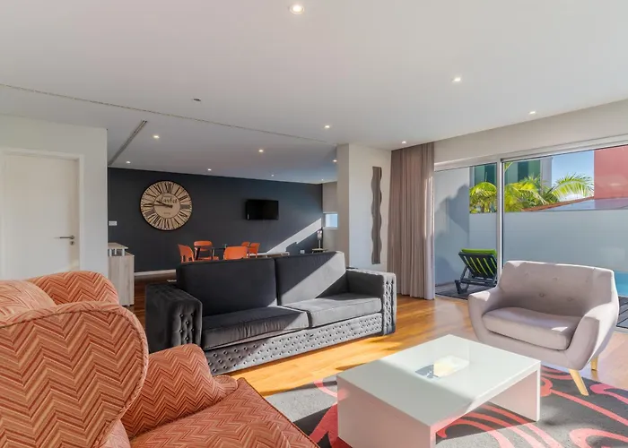 Nogueira V With Private Pool By Madeira