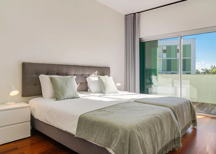 Daire Nogueira V With Private Pool By Madeira *