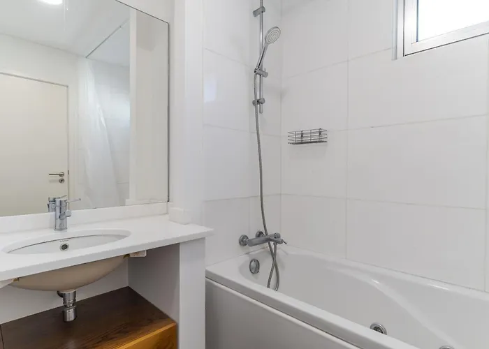 Nogueira V With Private Pool By Madeira Funchal