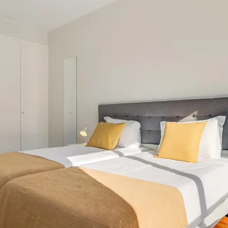 Nogueira V With Private Pool By Hr Madeira Apartment